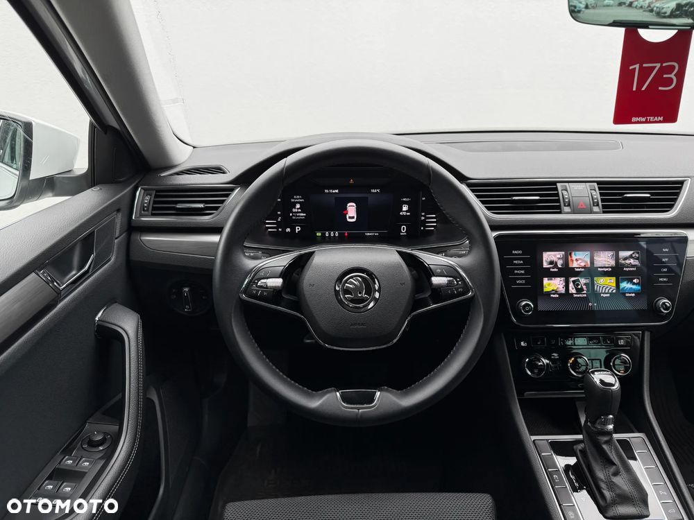 Skoda Superb 2.0 TDI SCR Style DSG - 28