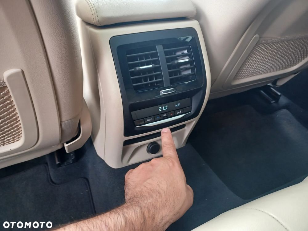 BMW X4 xDrive30i GPF xLine sport - 11