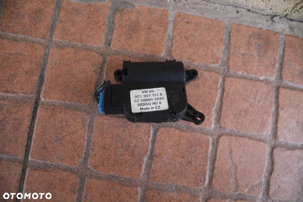 SILNICZEK NAGRZEWNICY VW PASSAT B6 3C1907511B - 1