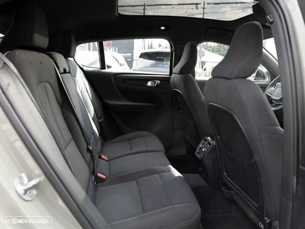 Volvo C40 - 8