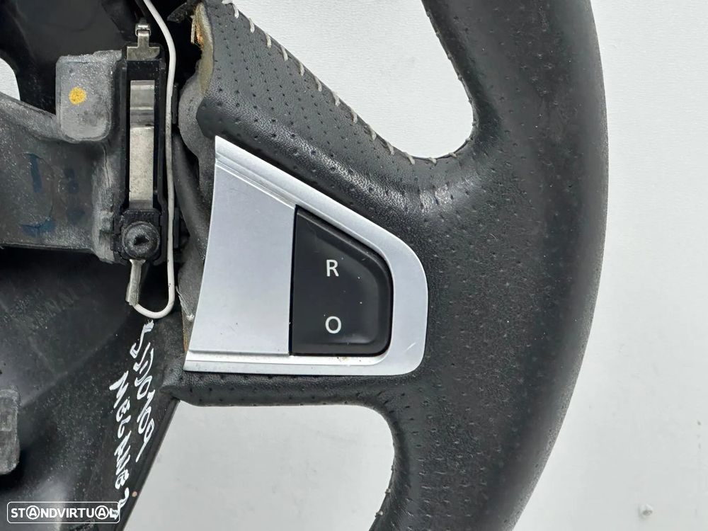 Volante - Renault Megane III (2013) - 13