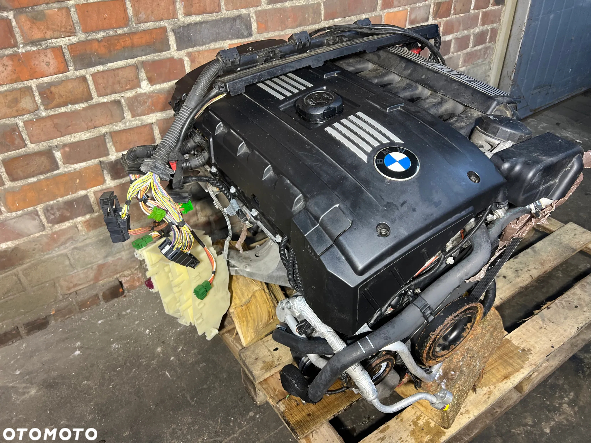 BMW E60 E90 E91 E92 E93 F10 F11  SILNIK N53B30A 195tys km    KOMPLETNY Z WTRYSKAMI INDEKS 09 - 6
