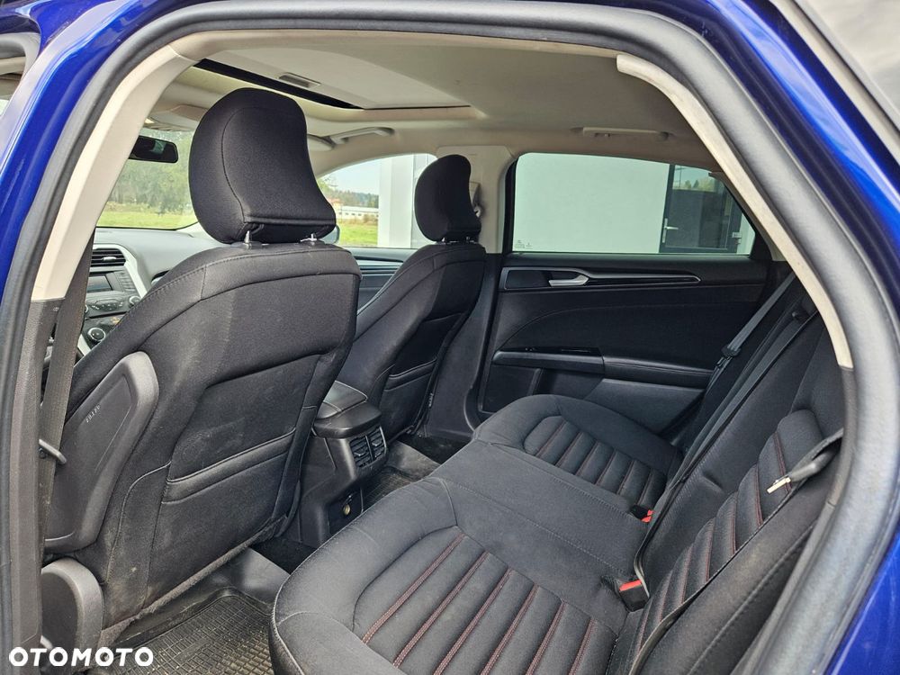 Ford Fusion - 14