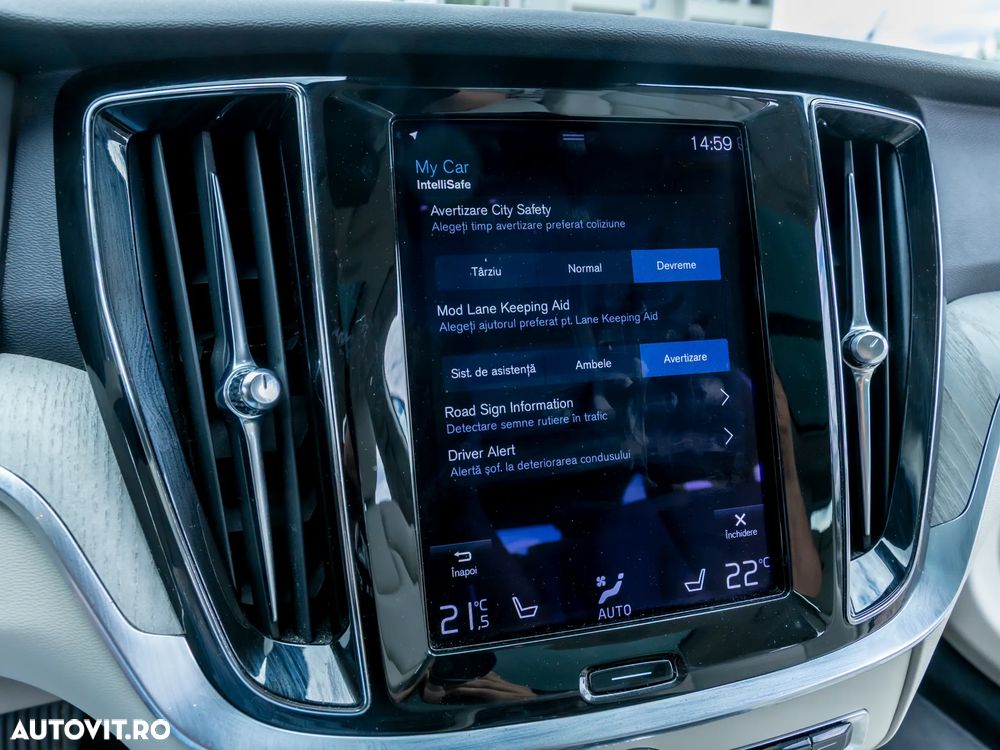 Volvo V60 T6 AWD Recharge Geartronic Inscription - 33