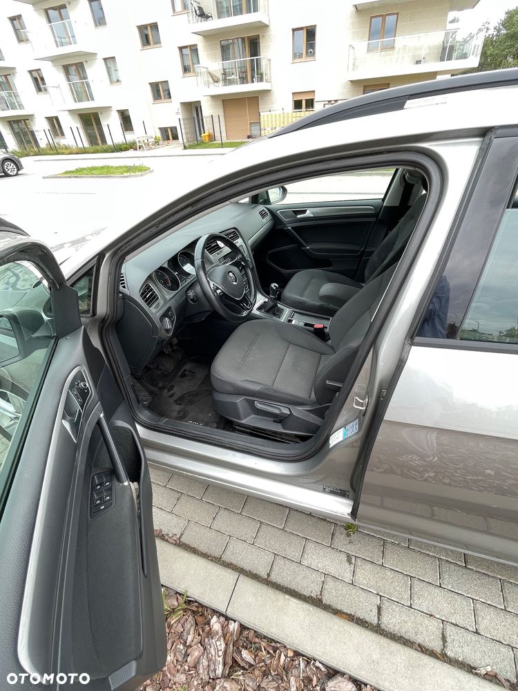 Volkswagen Golf 1.6 TDI Comfortline - 8