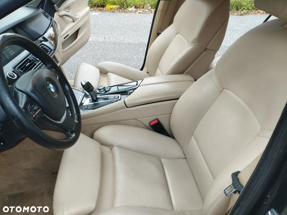 BMW Seria 5 - 25
