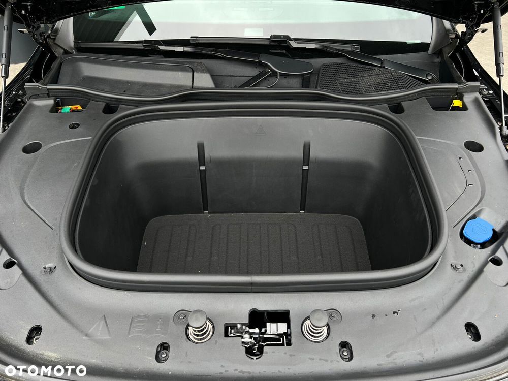 Mercedes-Benz GLB 250+ EQ 85kWh - 8