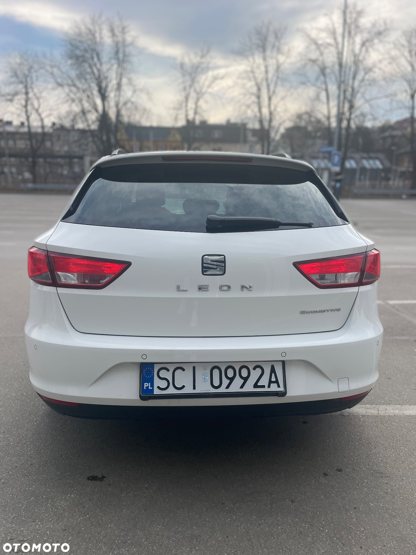 Seat Leon 1.6 TDI ECOMOTIVE Style - 6