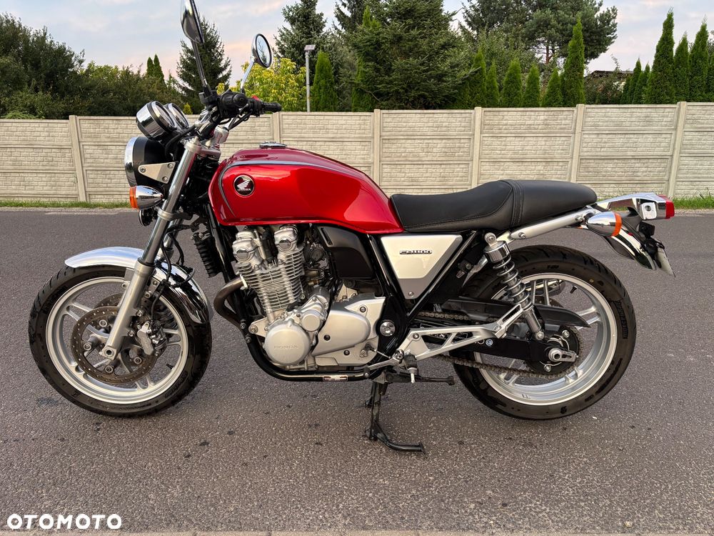 Honda CB - 4