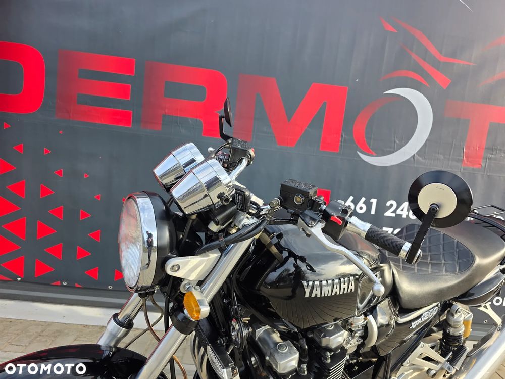 Yamaha XJR - 26