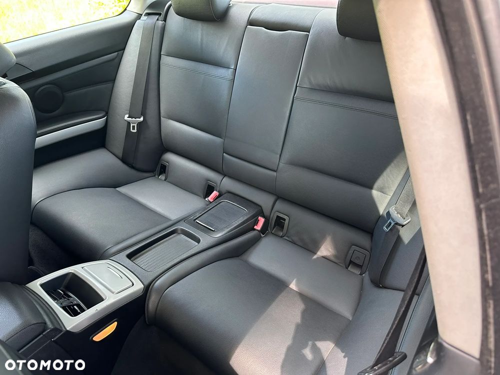 BMW Seria 3 320d - 9