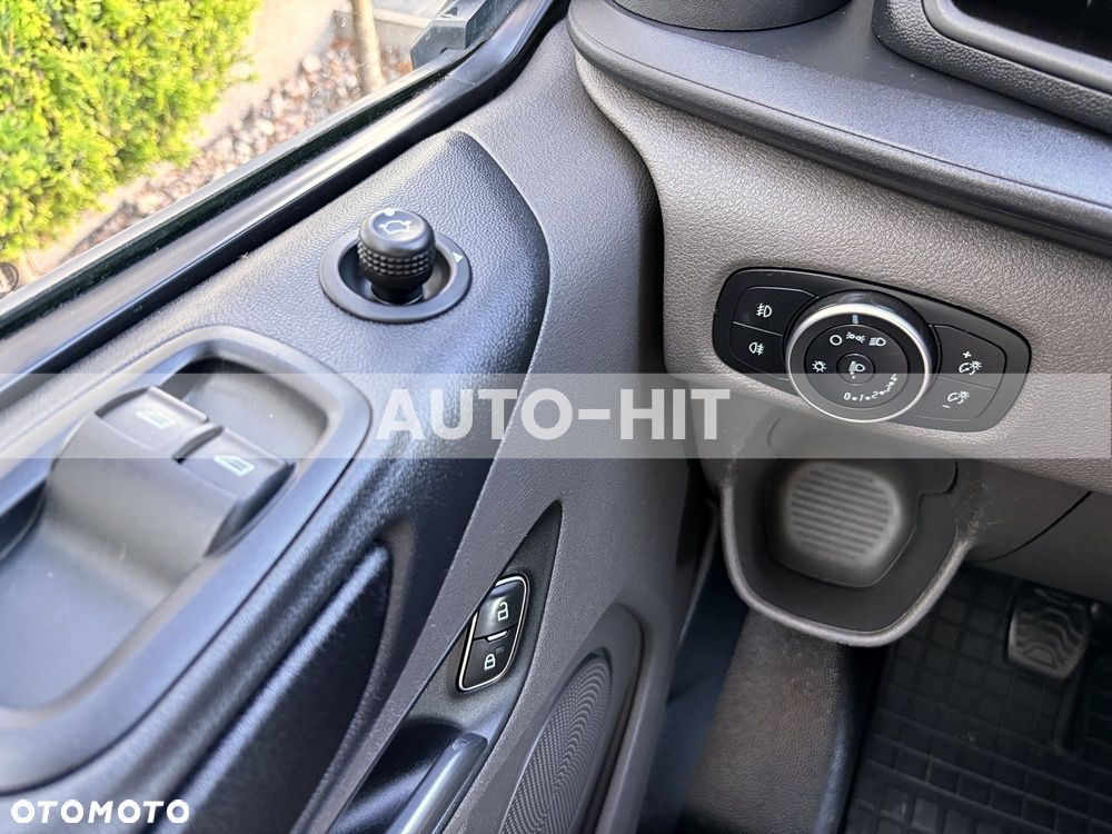 Ford Transit - 26
