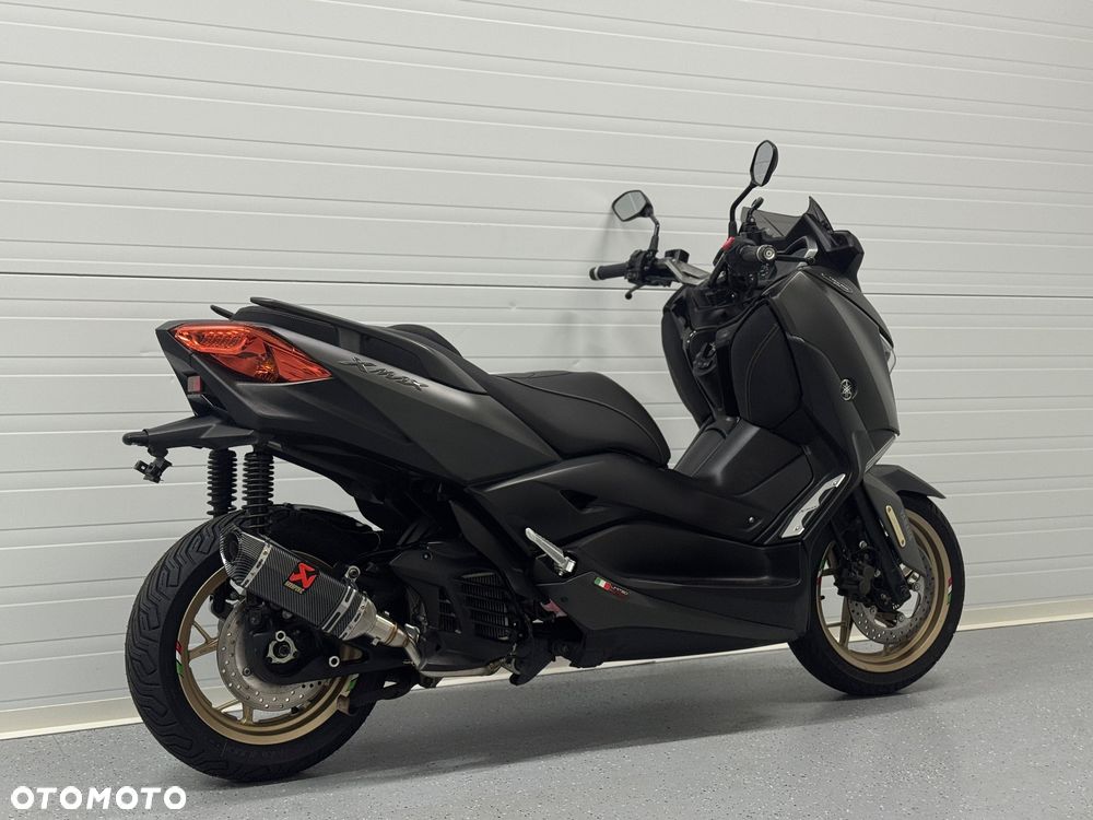 Yamaha X-max - 3