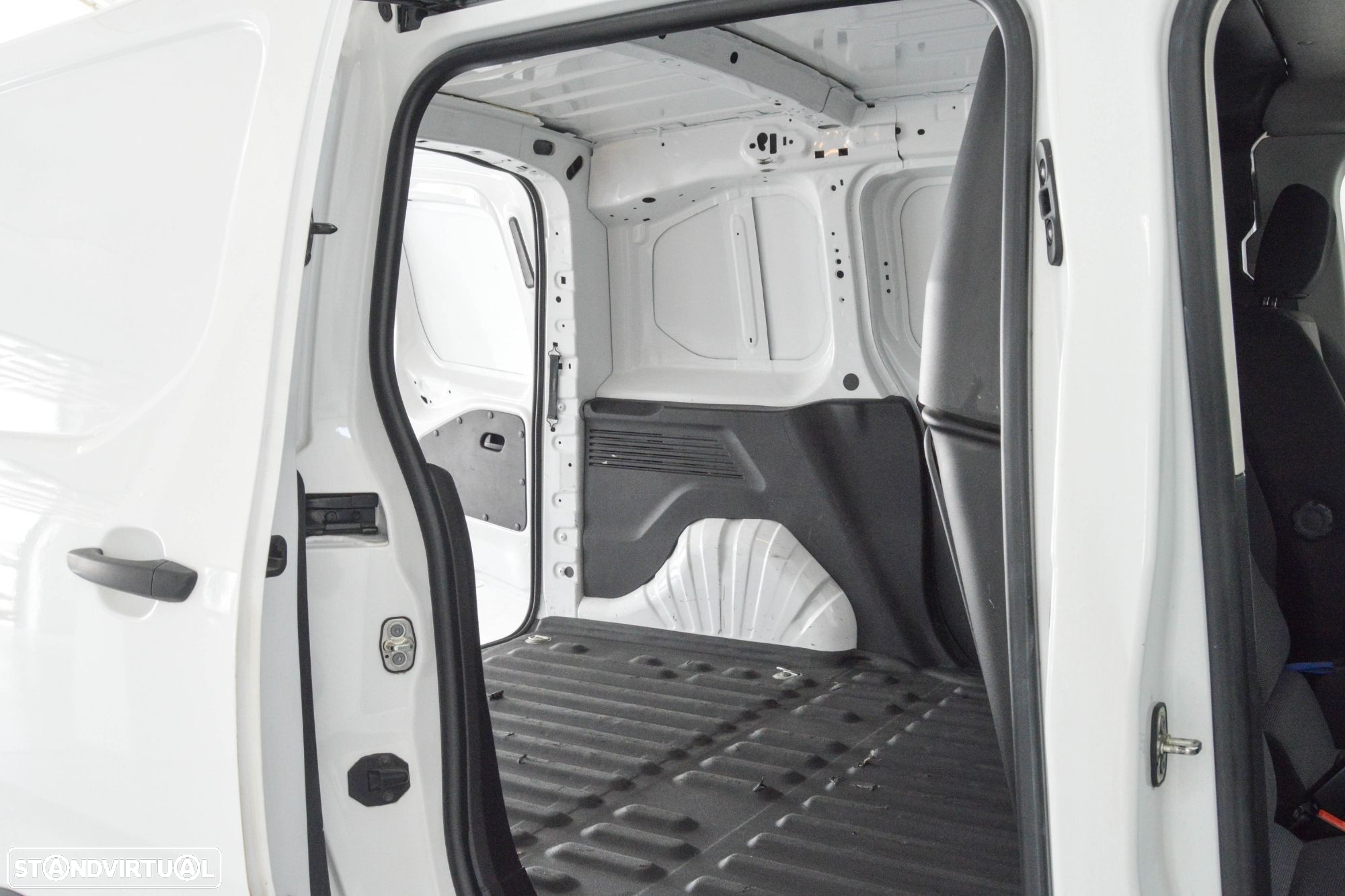 Peugeot Partner 1.5 BlueHDi Premium Standard - 46
