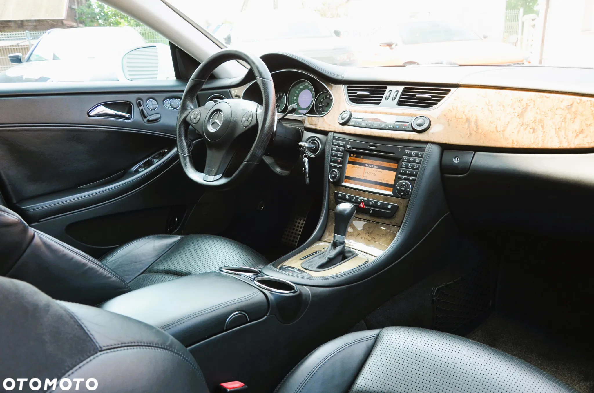 Mercedes-Benz CLS 63 AMG 7G-TRONIC - 22