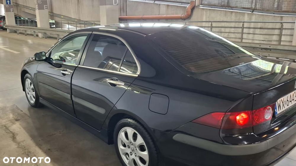 Honda Accord 2.0 Executive - 6
