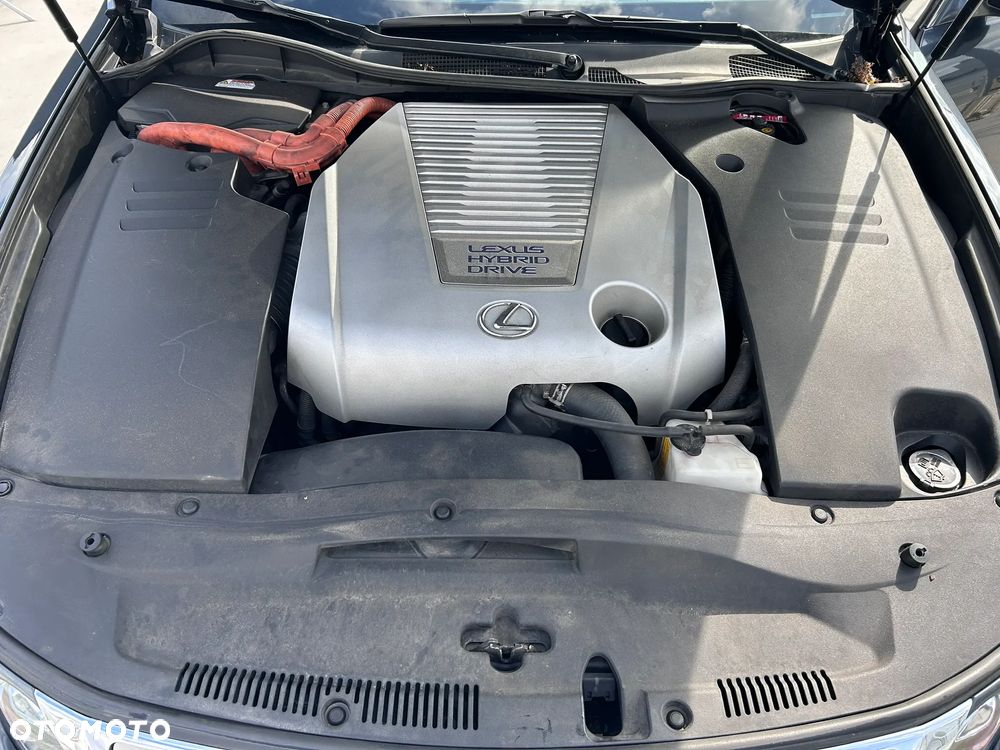 Lexus GS 450h - 38