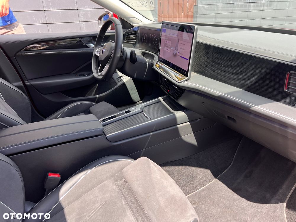 Volkswagen Passat 2.0 TDI BMT Highline DSG - 35