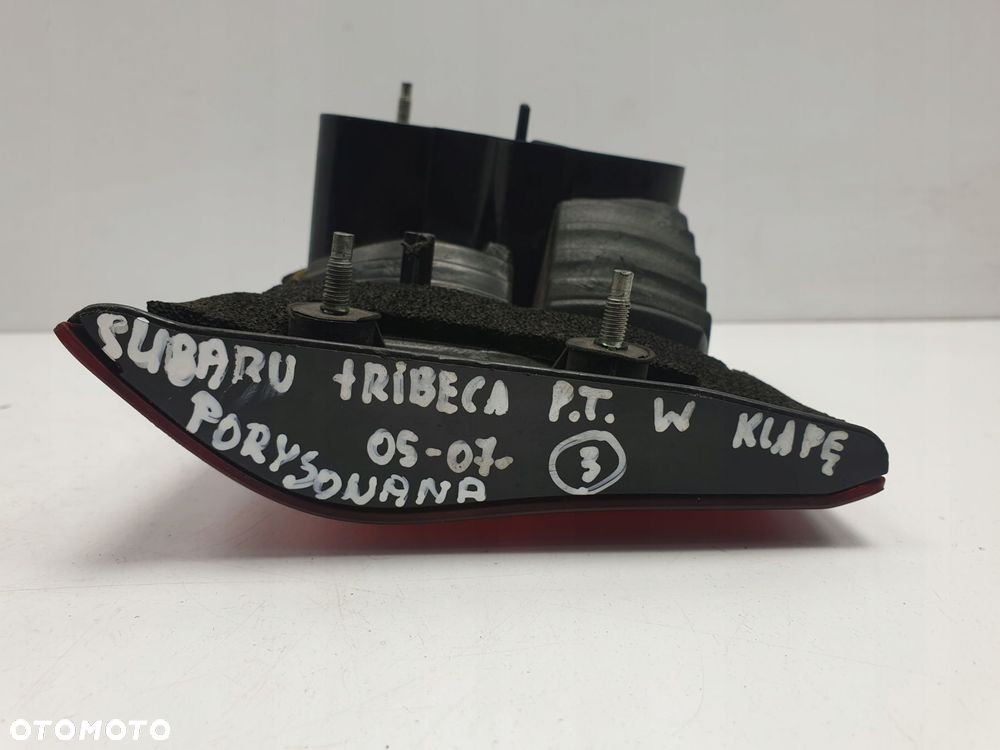 LAMPA Subaru Tribeca TYLNA W KLAPE PRAWA prawy tył - 12