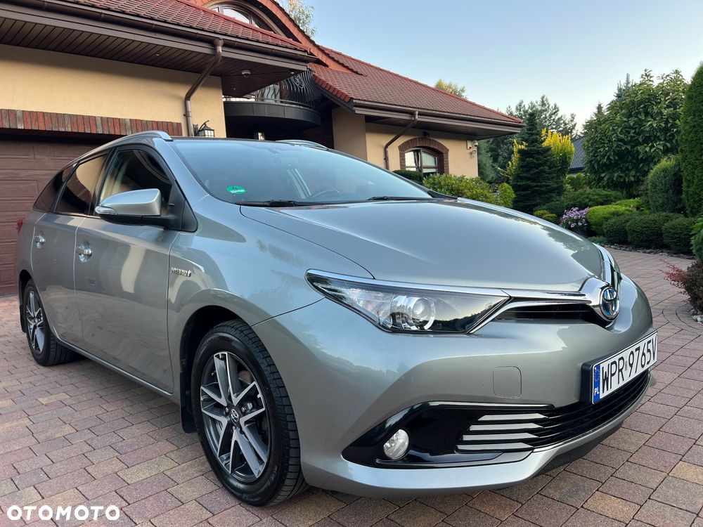 Toyota Auris 1.8 HSD Prestige - 15