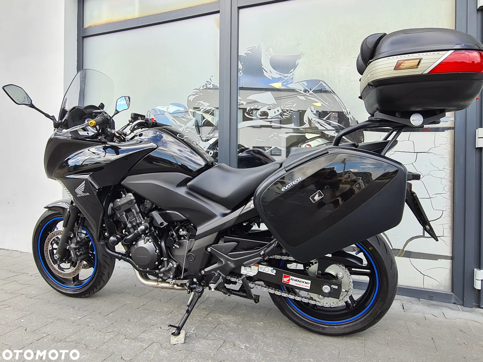 Honda CBF - 9