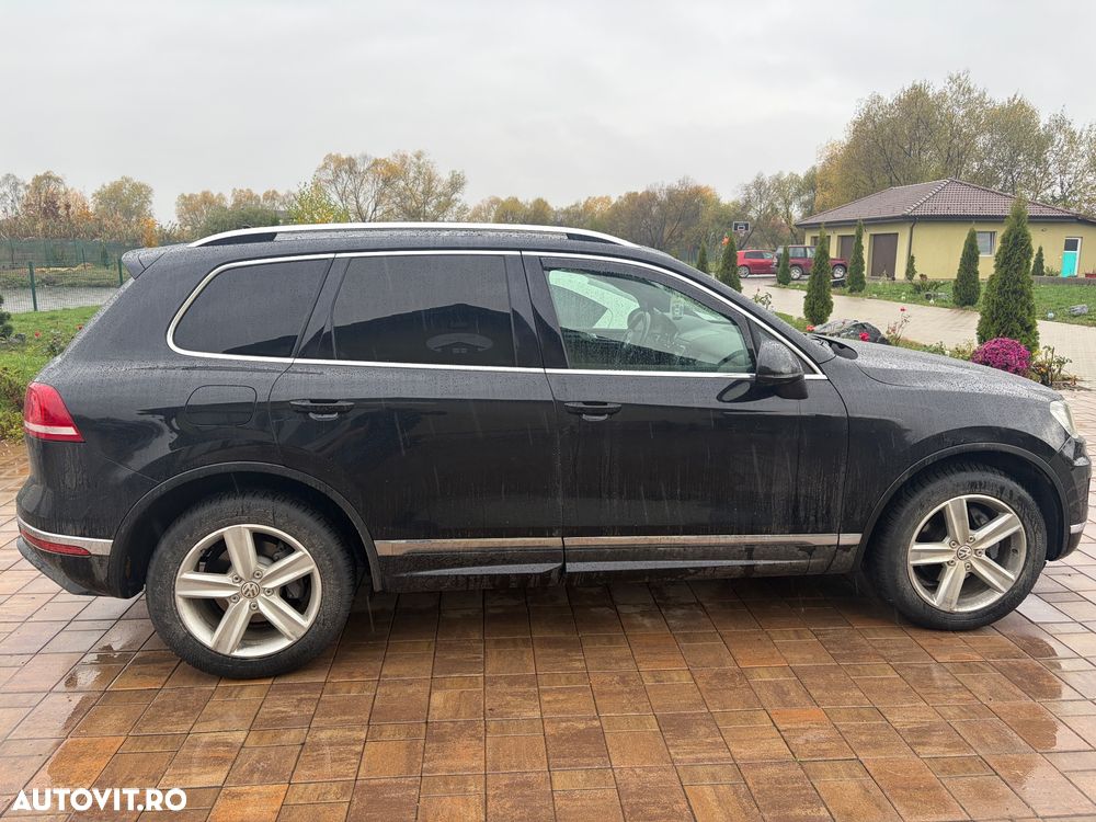 Volkswagen Touareg - 2