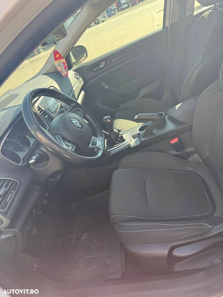 Renault Megane ENERGY dCi Intens - 7