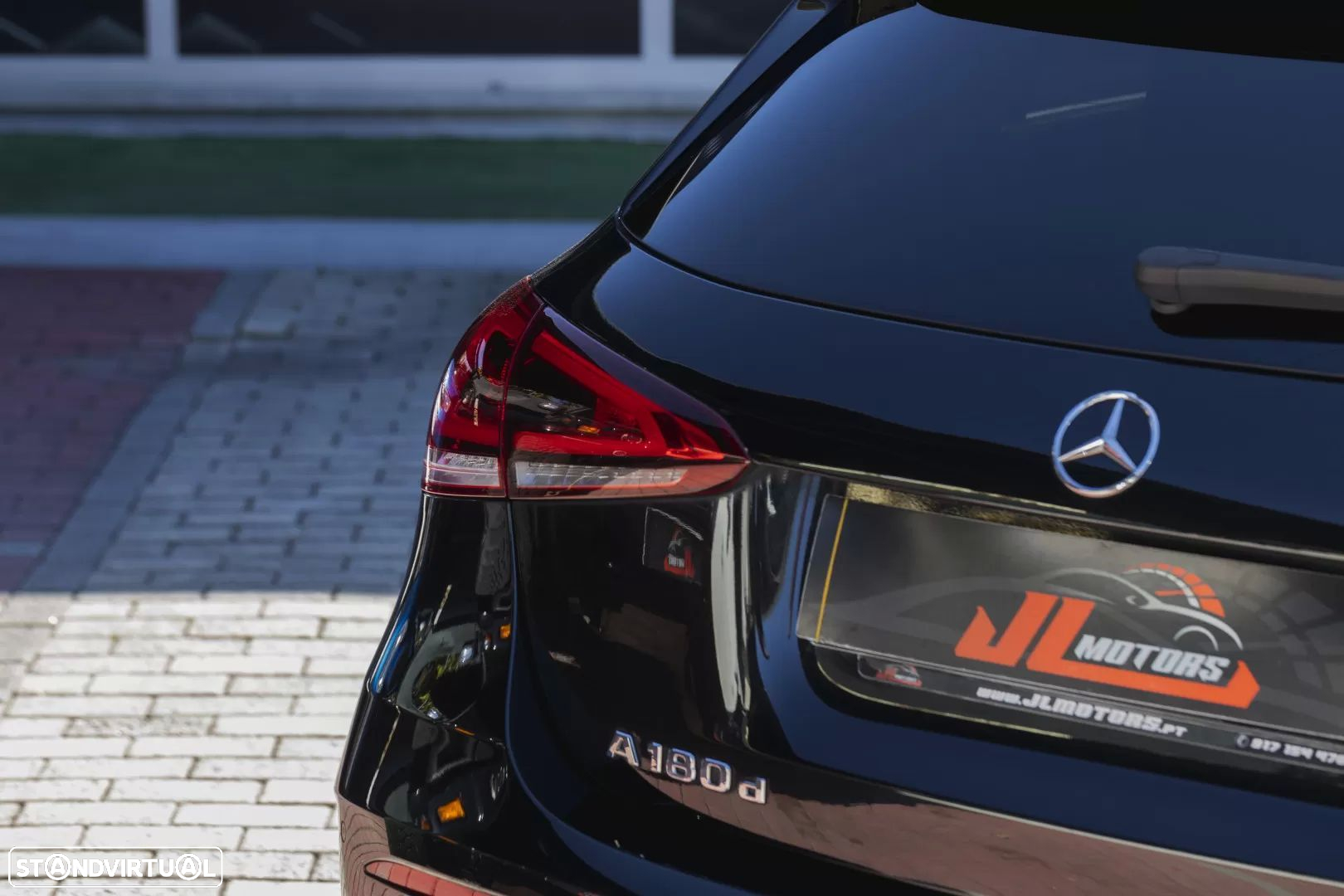 Mercedes-Benz A 180 d AMG Line Aut. - 31