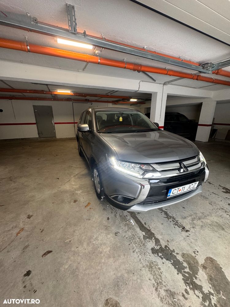 Mitsubishi Outlander 2.2 DI-D AS&G 6MT 4WD Invite A01 - 11