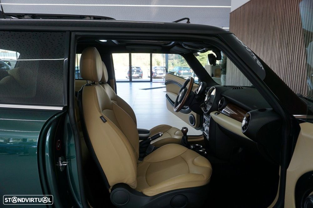 MINI 3 Portas Cooper D - 18