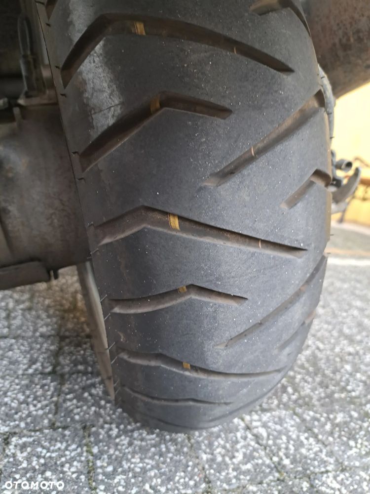 Suzuki Burgman - 11