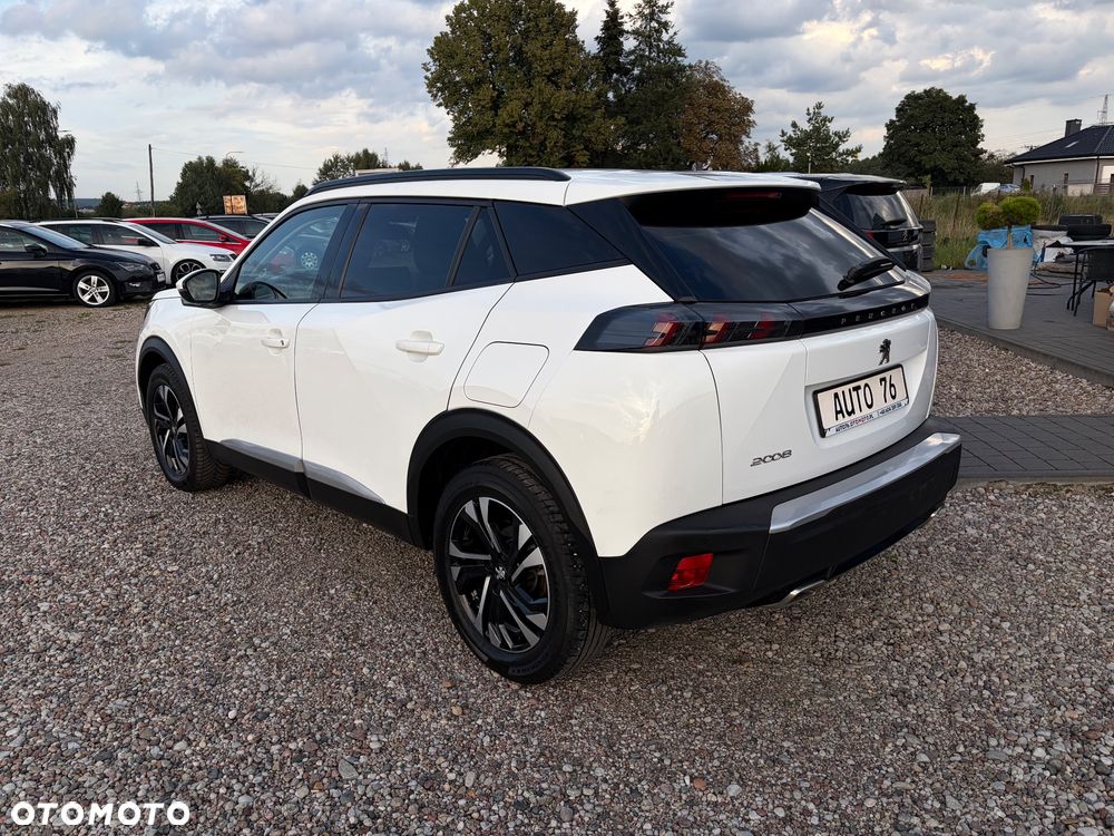 Peugeot 2008 2021 photo 3