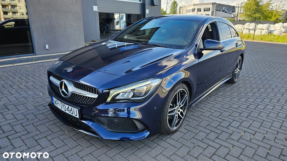 Mercedes-Benz CLA 180 AMG Line - 11
