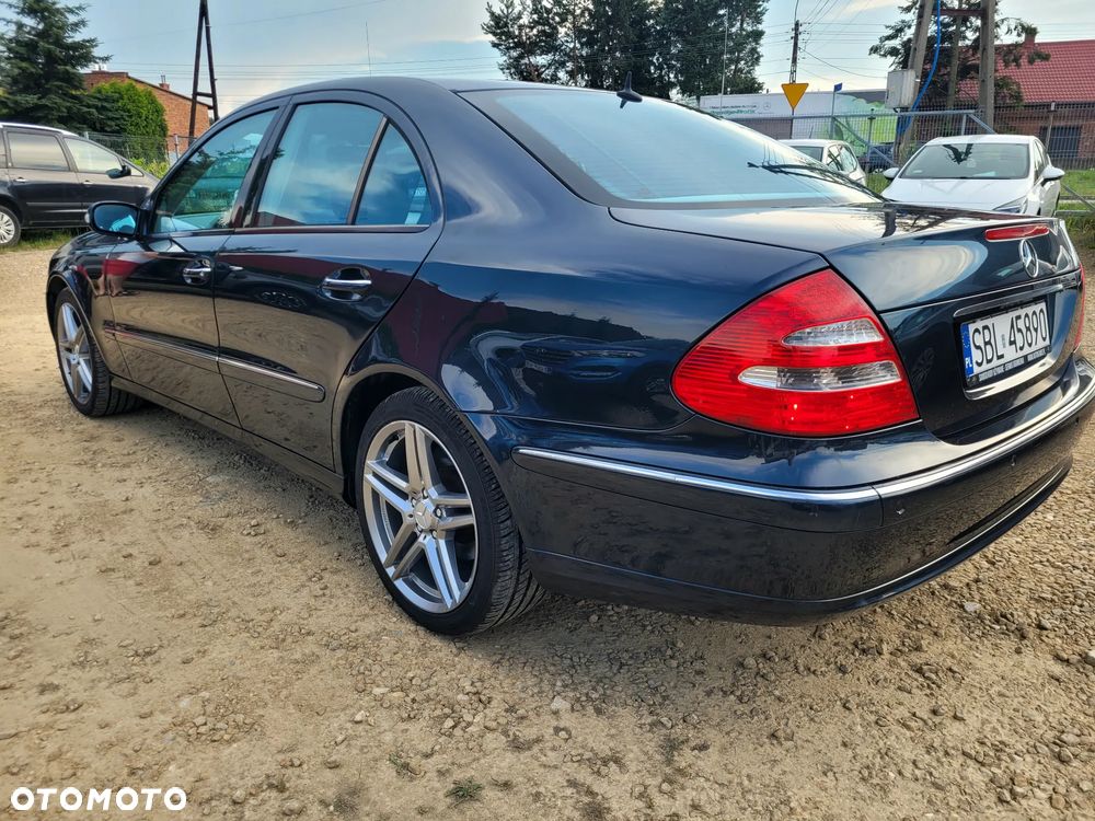 Mercedes-Benz Klasa E 280 CDI 4-Matic Avantgarde - 19