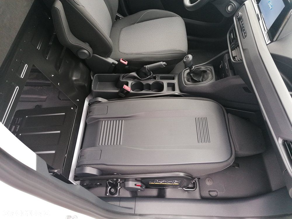 Ford Courier VAN - 21