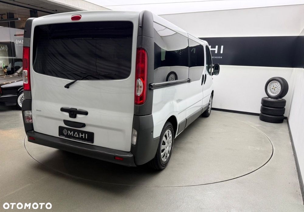 Opel Vivaro L2H1 2.9t Edition - 11