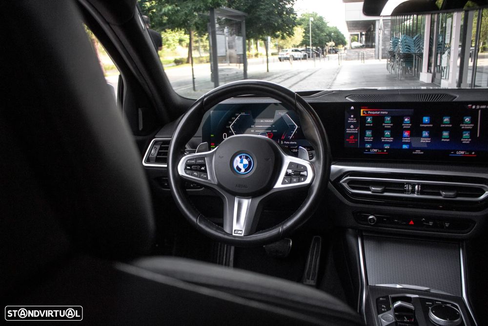 BMW 330 e xDrive Aut. M Sport - 36