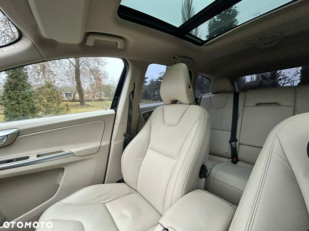 Volvo XC 60 - 40