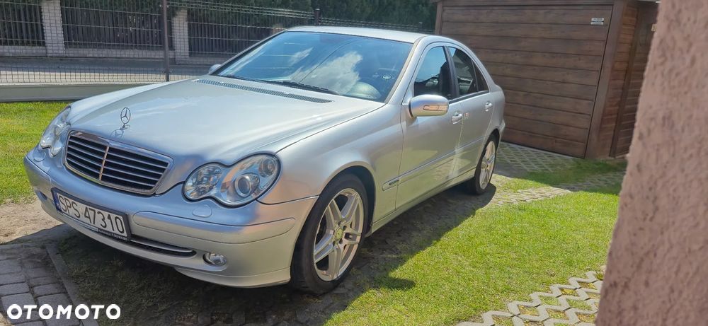Mercedes-Benz Klasa C 180 Kompressor Sport Edition - 2