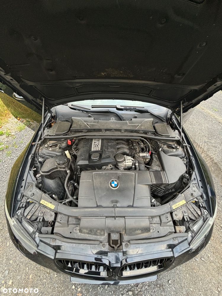 BMW Seria 3 320i - 15