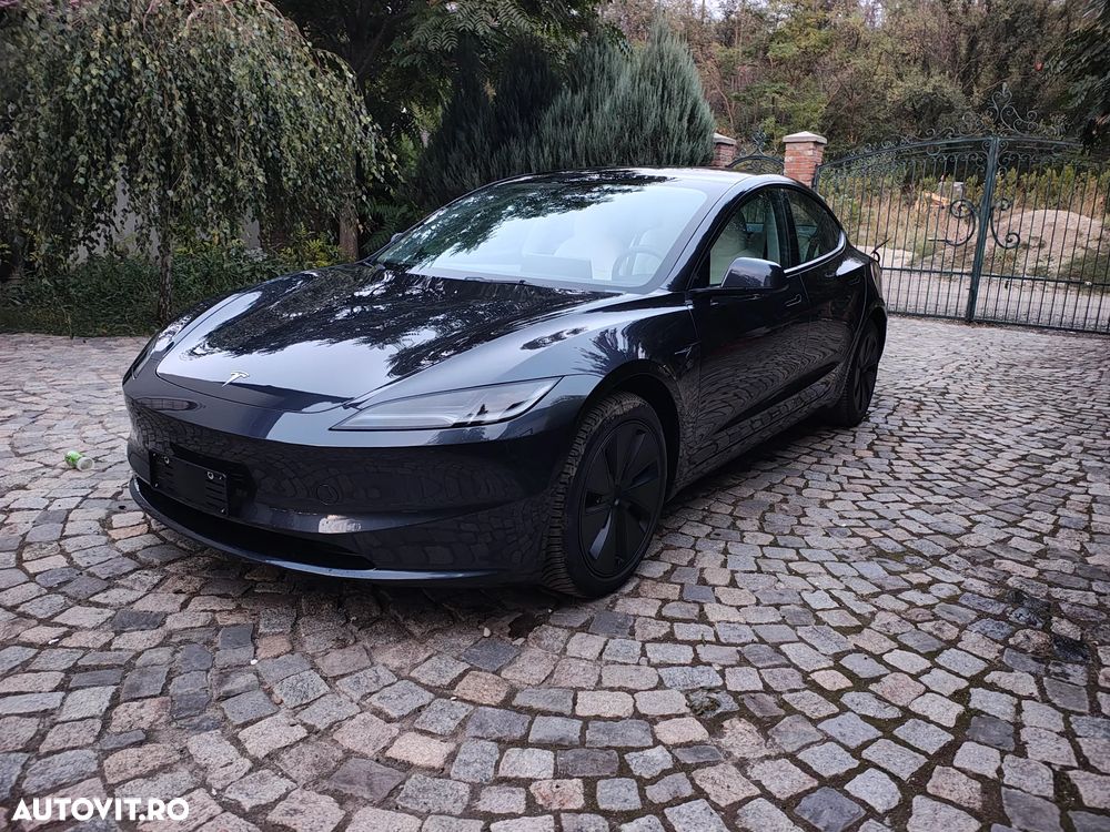 Tesla Model 3 AWD Long Range - 18