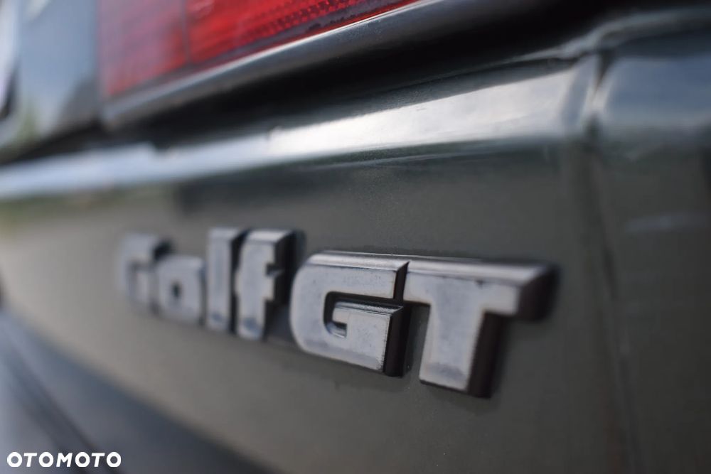 Volkswagen Golf 1.8 GT Special - 17