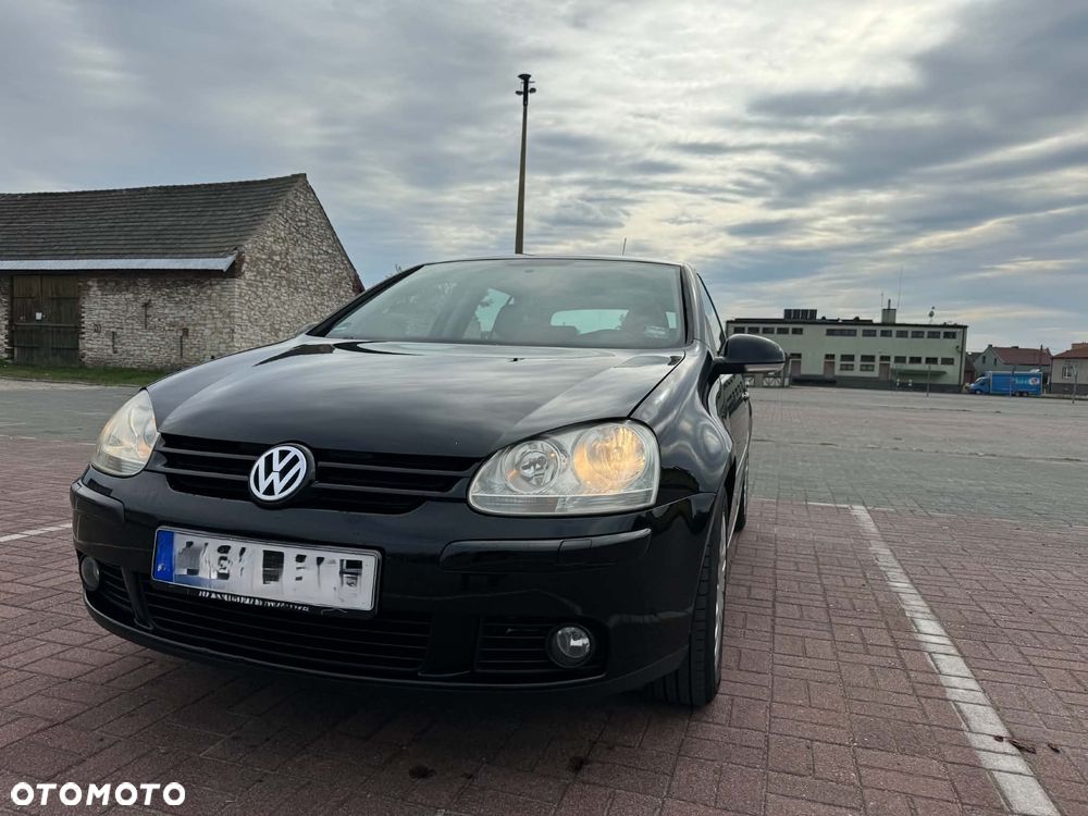 Volkswagen Golf - 8