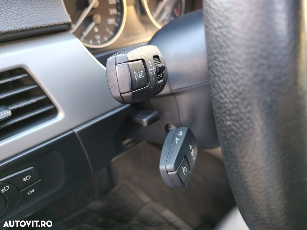 BMW Seria 3 318i Edition Sport - 20