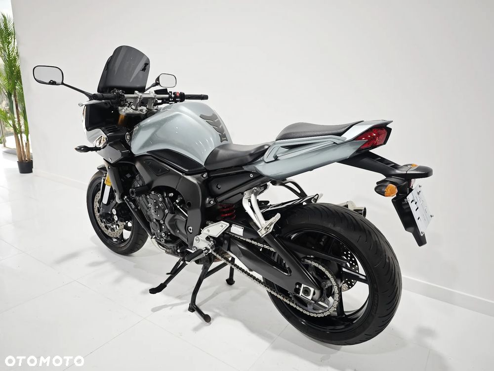 Yamaha FZ - 18