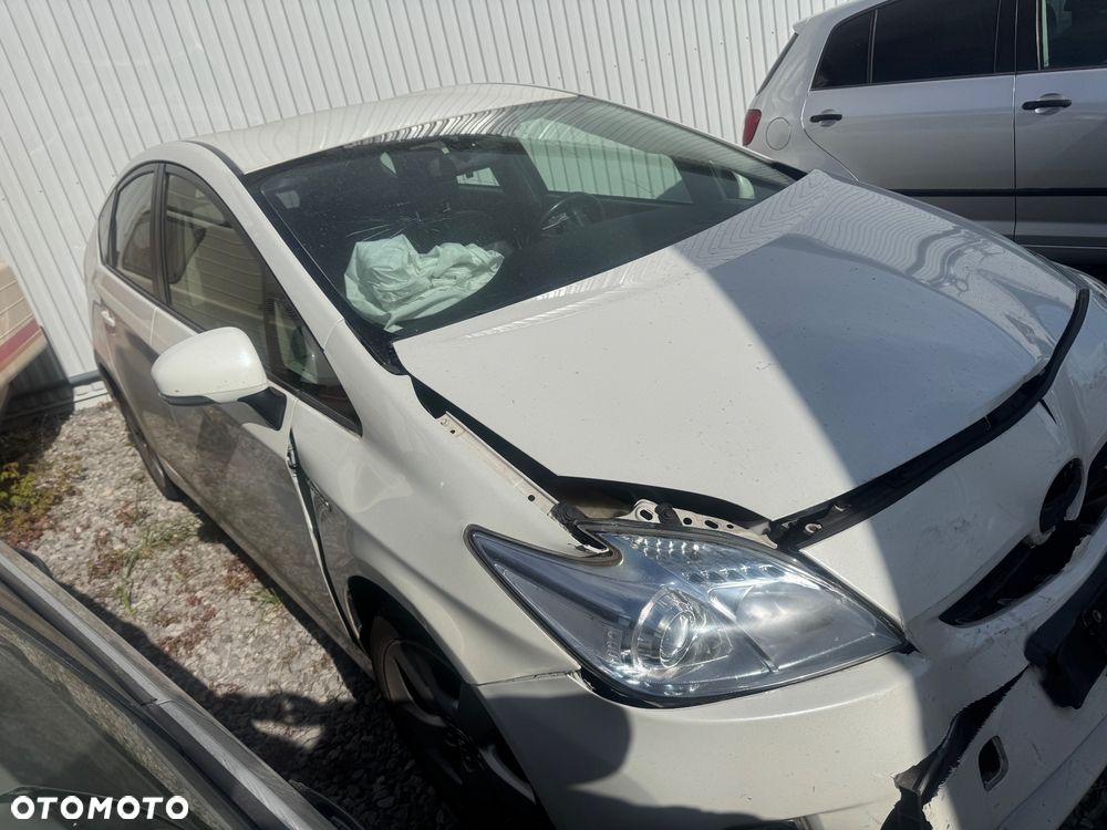 Toyota Prius - 2