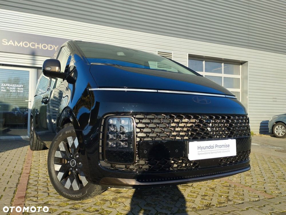 Hyundai Staria 1.6 T-GDI HEV Luxury - 21