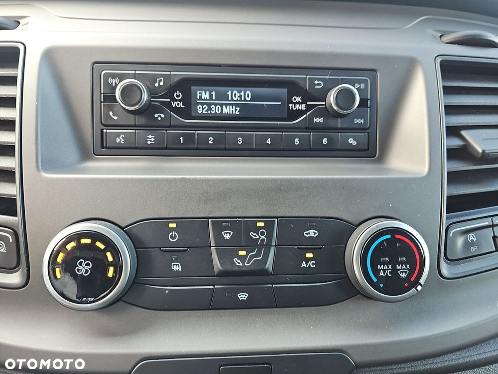 Ford Transit - 19