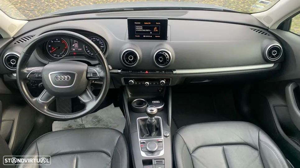 Audi A3 Sportback 1.6 TDI Attraction Ultra - 14