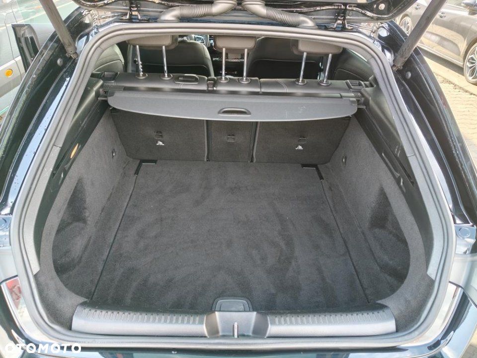 Mercedes-Benz CLA - 9